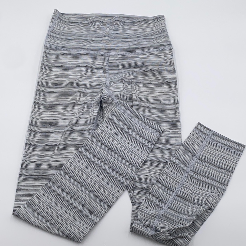 lululemon Luxtreme Hi-Times Hyper Stripe 25” size 4
